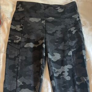 Cabi, Sz Sm, Camouflage Leggings